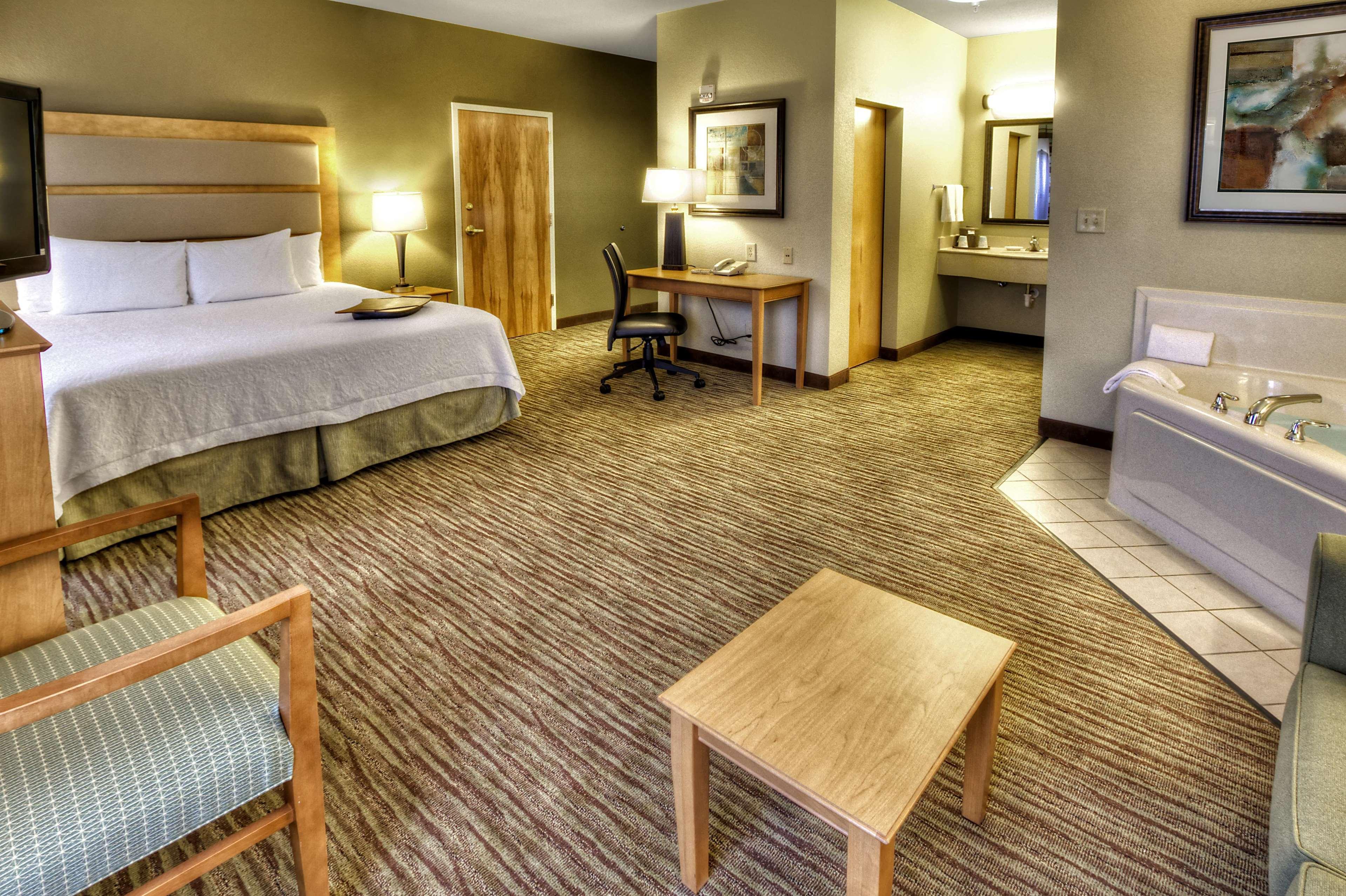 Hotel Hampton & Kalamazoo-oshtemo 3*