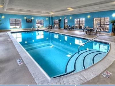 Hampton & Kalamazoo-oshtemo Hotel 3*